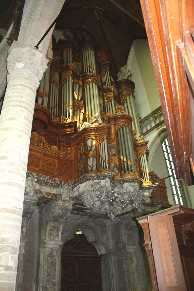 Kirk Organ